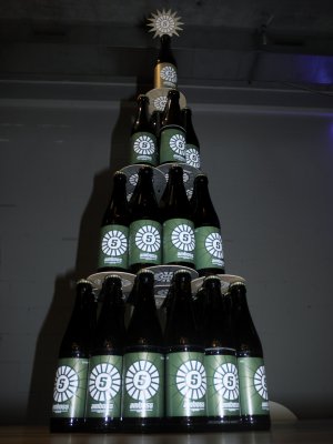 Frohes Fest wünscht euch euer Amboss Bier!